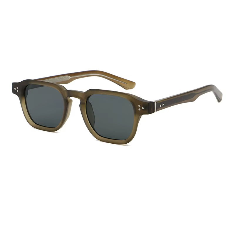 Wild Dark green